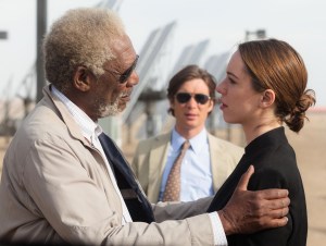 FBI agents, Joseph Tagger (Morgan Freeman) and Buchanen (Cillian Murphy) giving Evelyn Caster (Rebecca Hall) sage advice on her husband's transcendence plans.