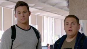 Jenko (Channing Tatum) and Schmidt (Jonah Hill) arrive at college to unearth who is behind the drugs operation there.
