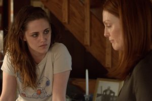 Alice explaining to Lydia (Kristen Stewart) what it is like for her to have Alzheimer's. 